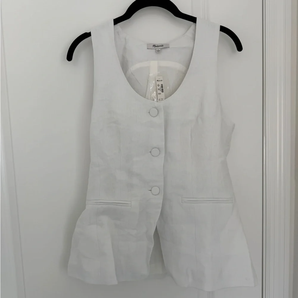 NWT - Madewell - 100% Linen Scoopneck Cutaway Vest - Size 6 in Salt - Picture 2 of 11